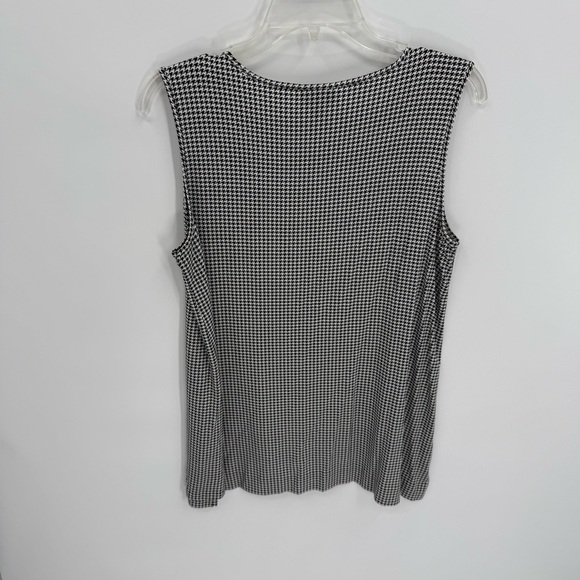 J Jill Wearever Women’s Tanks Sleeveless Top Bundle Size Medium Black Red - Picture 7 of 10